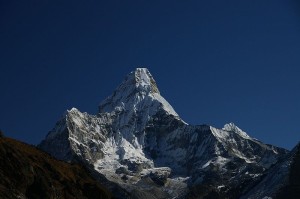 Ama_Dablam2